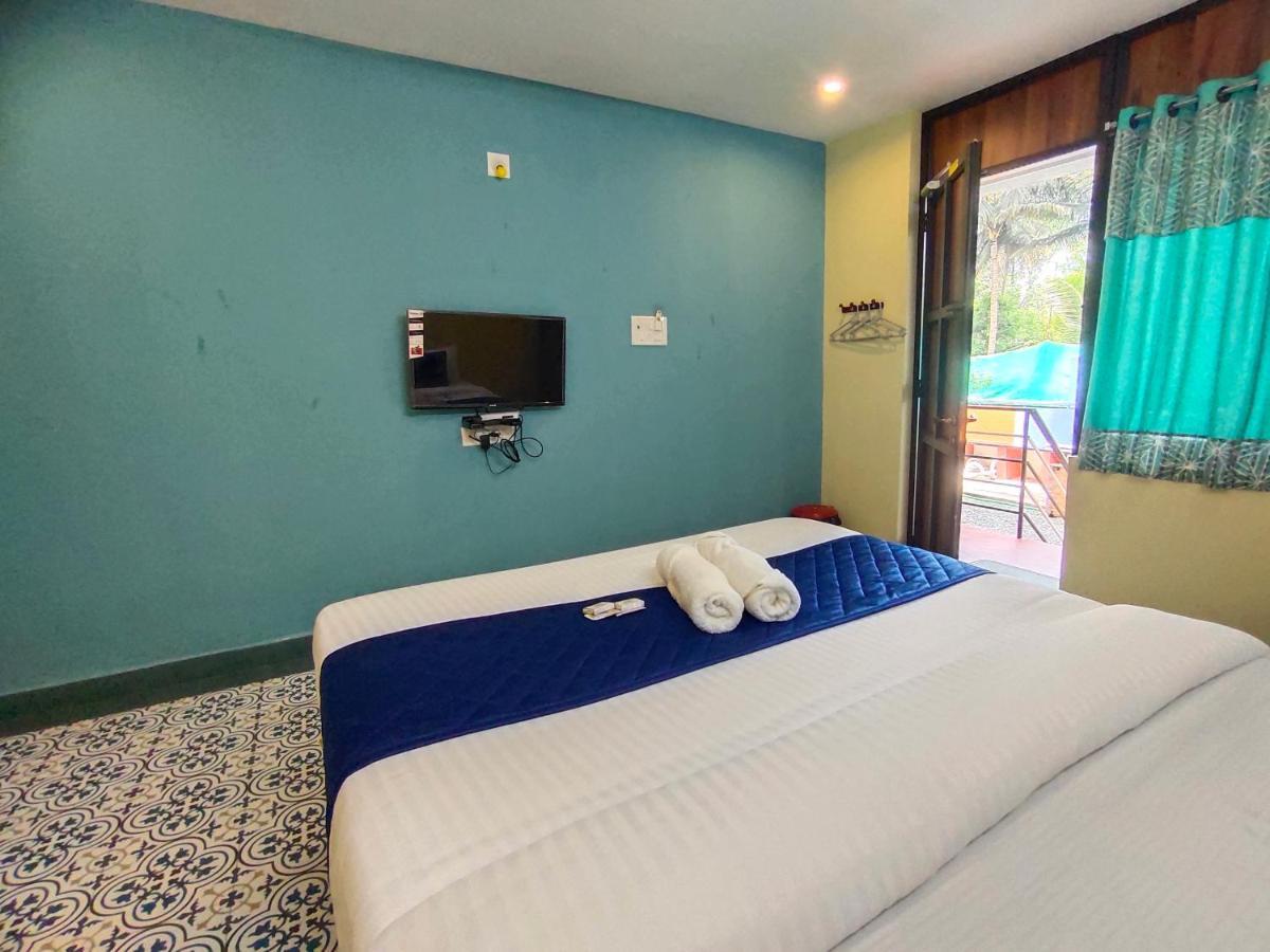 Pv Cottages Serenity Beach Пондичерри Экстерьер фото