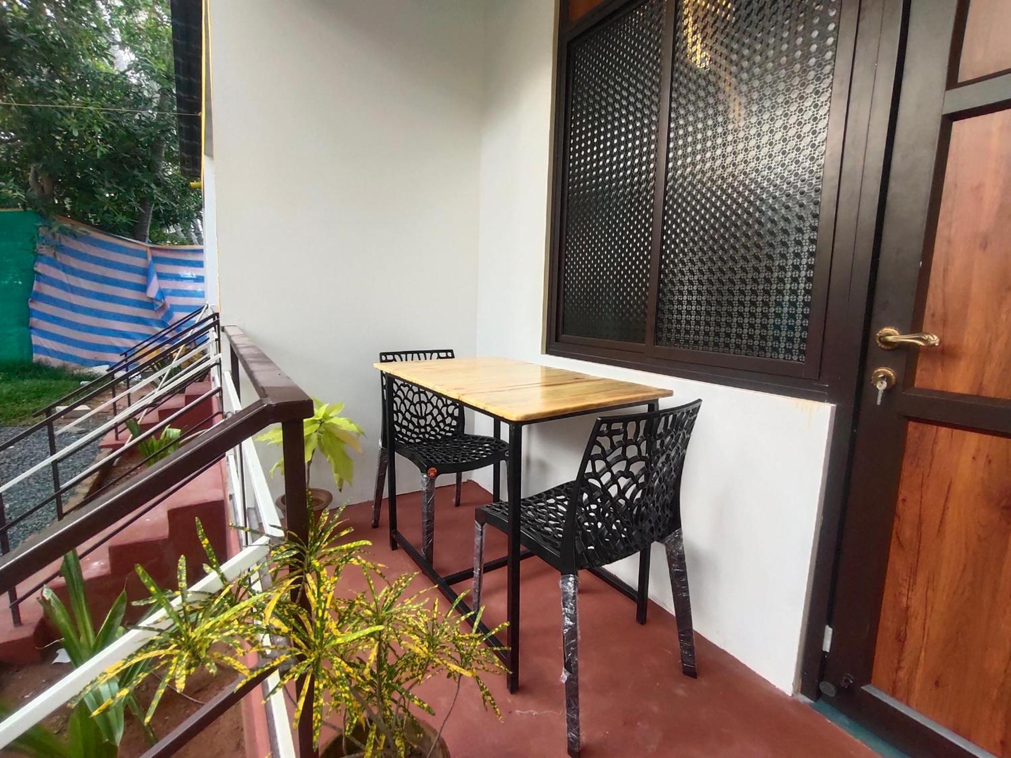 Pv Cottages Serenity Beach Пондичерри Экстерьер фото